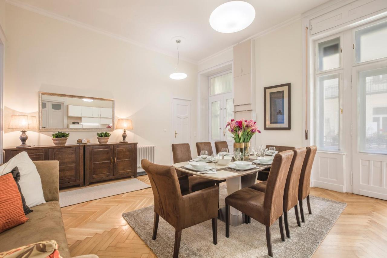 Modernized Unique Huge On 135sqm Appartement Budapest