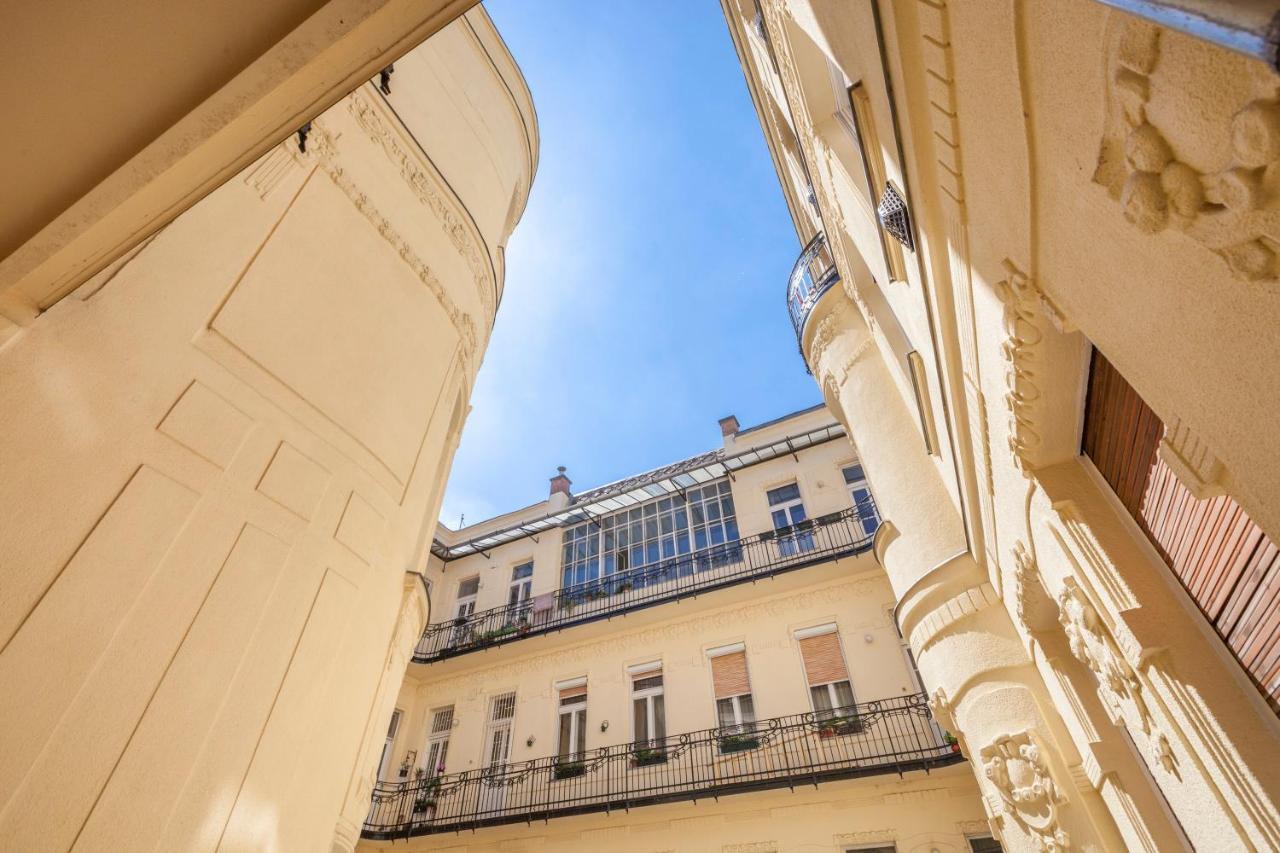 Modernized Unique Huge On 135sqm Appartement Budapest